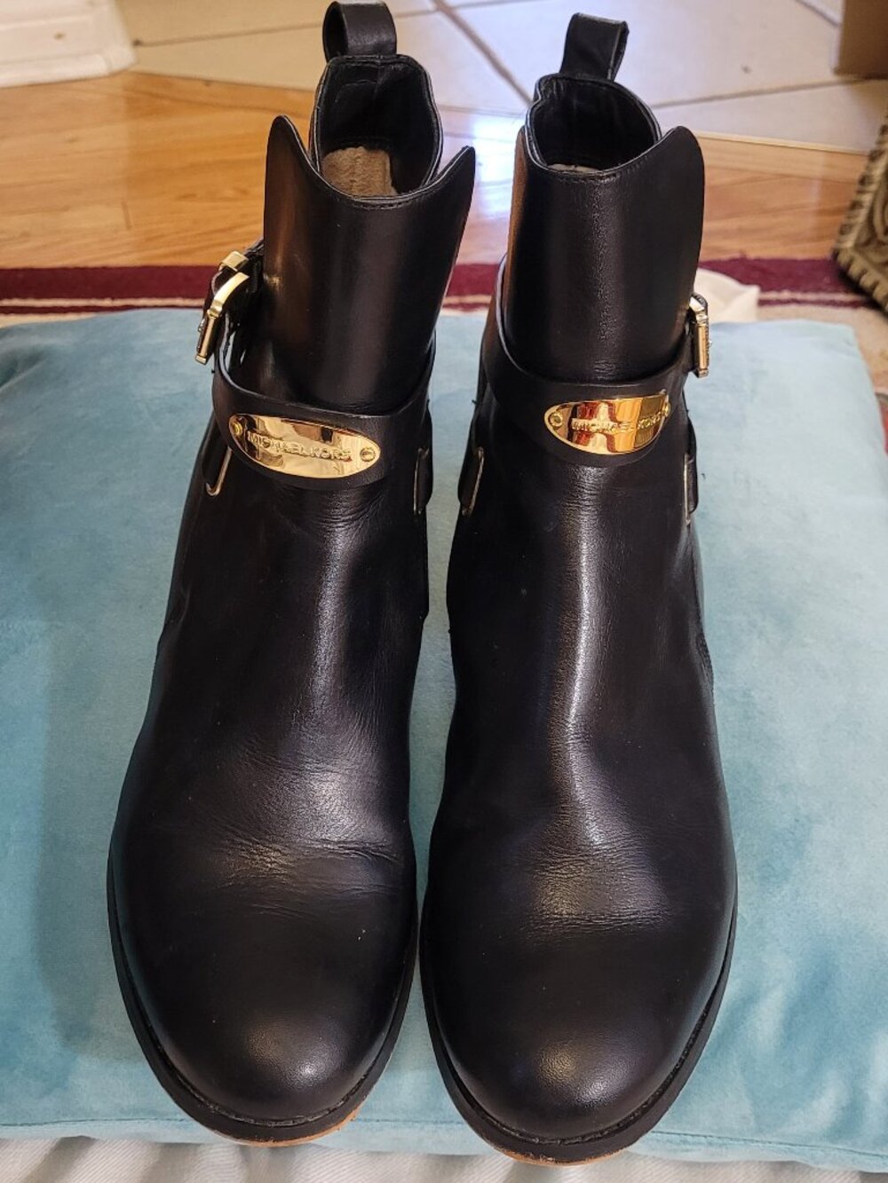 Michael Kors Arley Ankle Boots Black Like New!
